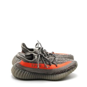 yeezy snekaer